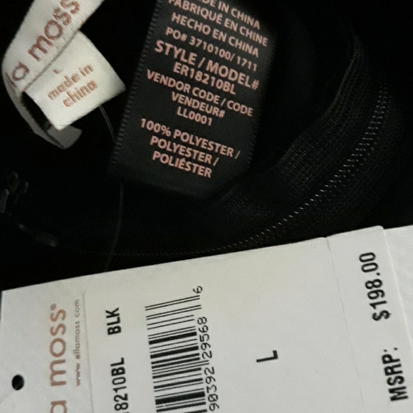 🖤 Ella Moss Plunging Velvet Romper/Jumpsuit - Picture 5 of 5